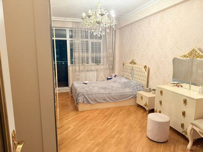 Сдаётся 4-комн. новостройка 204 м², м. Низами, photo 1 from 18