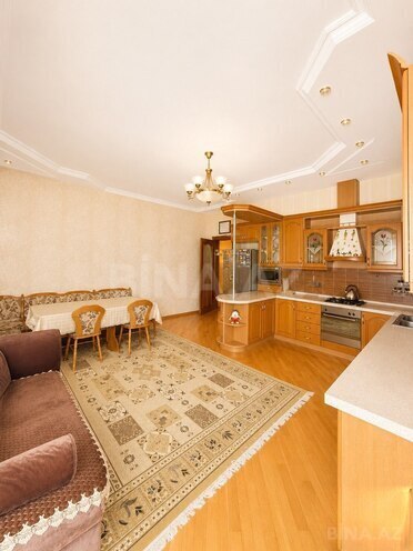 Продаётся 4-комн. новостройка 220 м², м. Гянджлик, photo 10 from 20