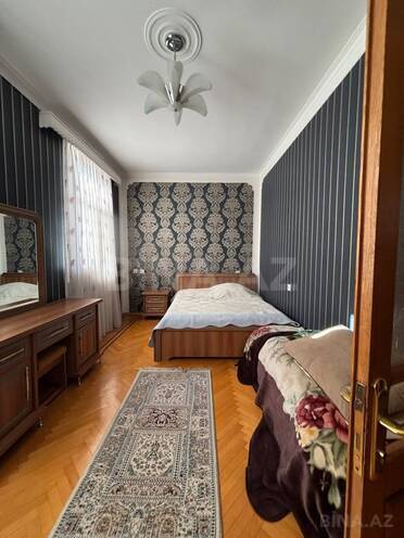 Satılır 8 otaqlı həyət evi/bağ evi 370 m², Qara Qarayev m., photo 22 from 32