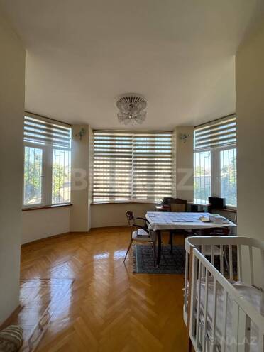 Satılır 8 otaqlı həyət evi/bağ evi 370 m², Qara Qarayev m., photo 13 from 32