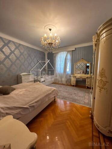 Satılır 8 otaqlı həyət evi/bağ evi 370 m², Qara Qarayev m., photo 17 from 32