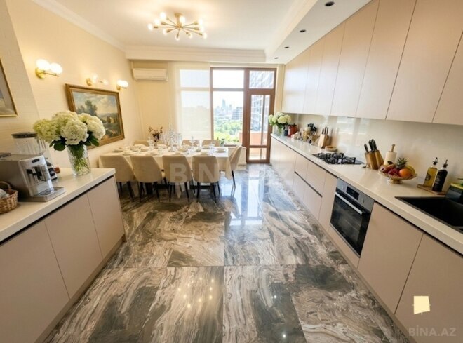 Satılır 4 otaqlı yeni tikili 205 m², 28 May m., photo 14 from 32