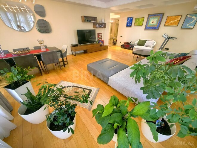 Satılır 4 otaqlı yeni tikili 205 m², 28 May m., photo 10 from 32