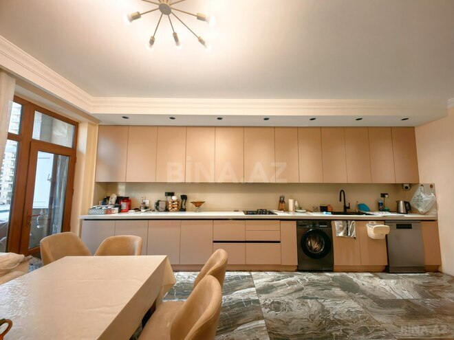 Satılır 4 otaqlı yeni tikili 205 m², 28 May m., photo 16 from 32