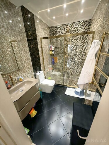 Satılır 4 otaqlı yeni tikili 205 m², 28 May m., photo 25 from 32