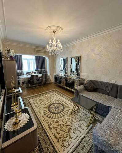 Satılır 3 otaqlı köhnə tikili 85 m², Nəsimi m., photo 1 from 15