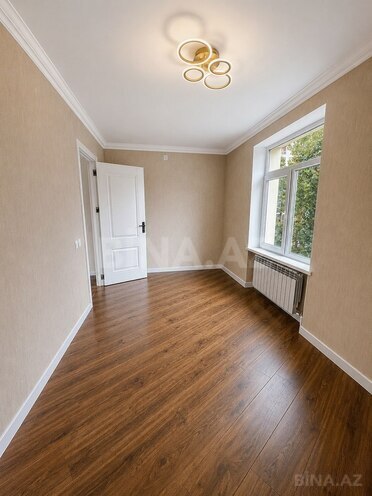 Продаётся 2-комн. вторичка 50 м², м. Кара Караев, photo 3 from 10