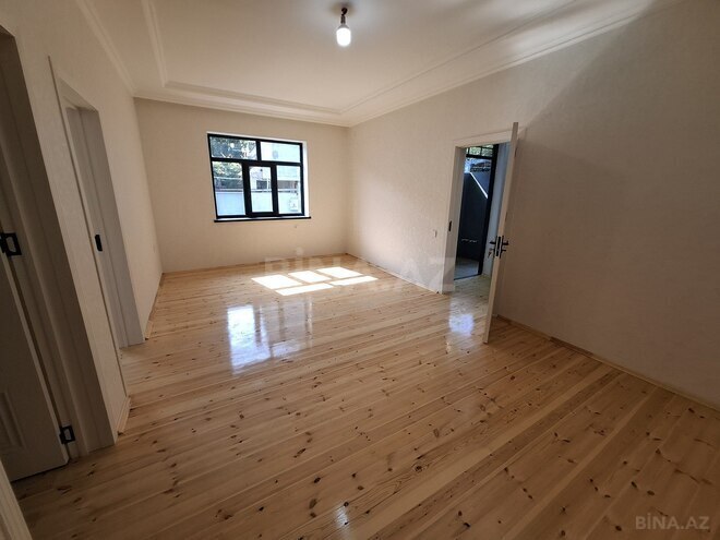 Satılır 3 otaqlı həyət evi/bağ evi 75 m², 20-ci sahə q., photo 1 from 12