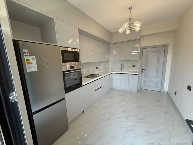 Продаётся 2-комн. новостройка 60 м², м. Азадлыг проспекти, photo 1 from 13