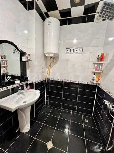 Продаётся 3-комн. вторичка 80 м², м. Халглар Достлугу, photo 13 from 14