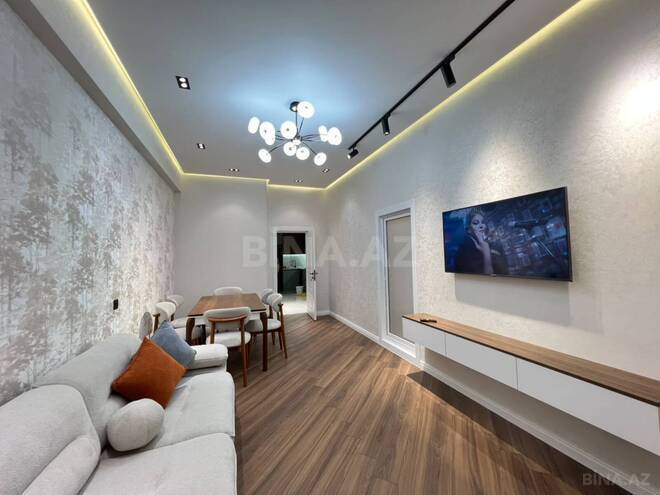 Сдаётся 3-комн. новостройка 80 м², м. Кероглу, photo 1 from 18