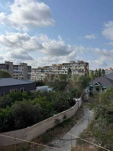 Продаётся 3-комн. вторичка 85 м², м. Ази Асланов, photo 24 from 26