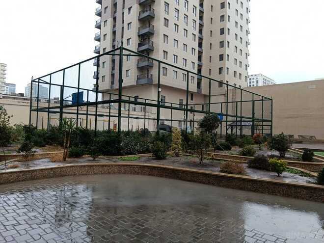 Продаётся 4-комн. новостройка 190 м², Насиминский  р., photo 1 from 15