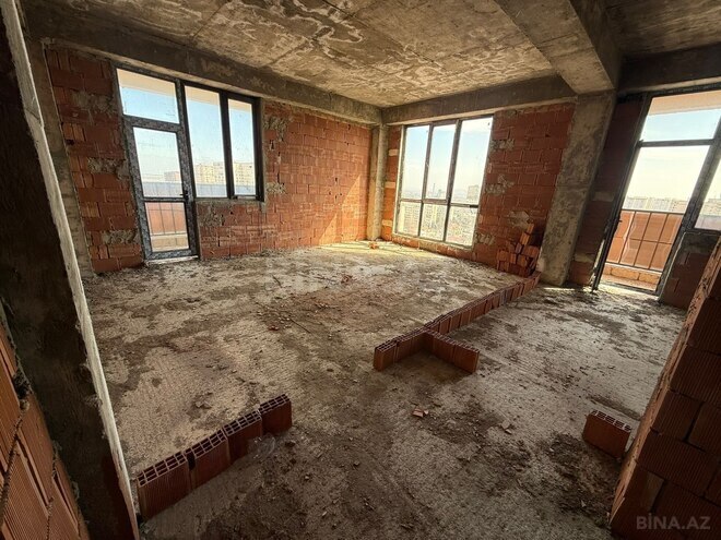 Продаётся 3-комн. новостройка 96 м², Бинагадинский р., photo 1 from 8