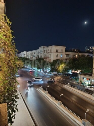 Продаётся 2-комн. вторичка 56 м², м. Нариман Нариманов, photo 16 from 20