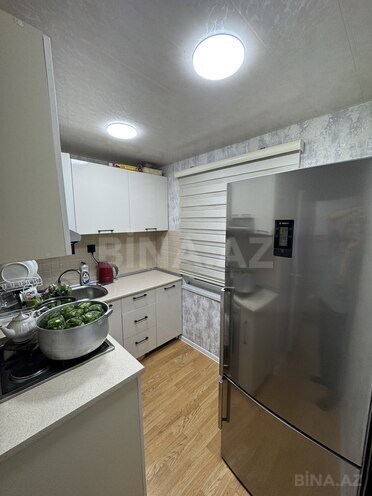 Продаётся 2-комн. вторичка 55 м², м. Нефтчиляр, photo 12 from 13