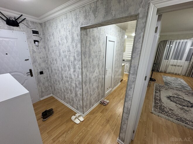 Продаётся 2-комн. вторичка 55 м², м. Нефтчиляр, photo 4 from 13