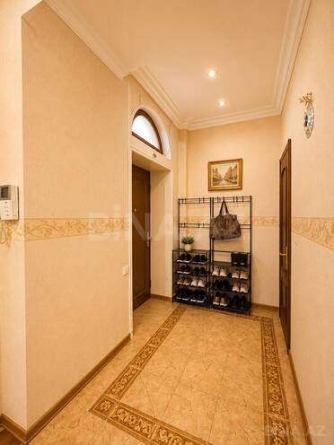 Продаётся 3-комн. вторичка 125 м², м. Сахил, photo 12 from 14