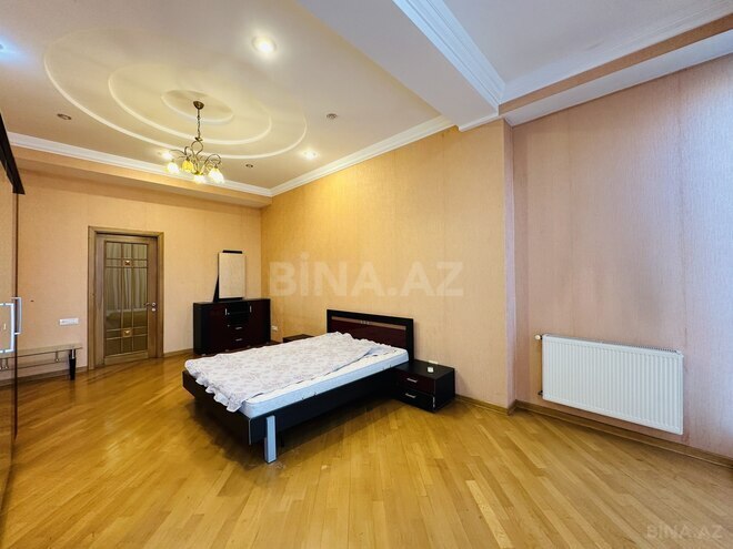 İcarəyə verilir 3 otaqlı yeni tikili 171 m², 28 May m., photo 17 from 25
