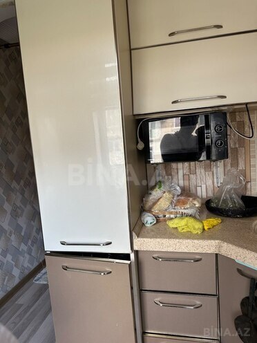 Продаётся 3-комн. вторичка 65 м², м. Кара Караев, photo 8 from 22