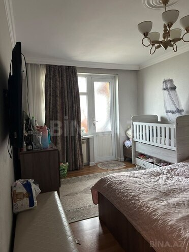 Продаётся 3-комн. вторичка 65 м², м. Кара Караев, photo 13 from 22