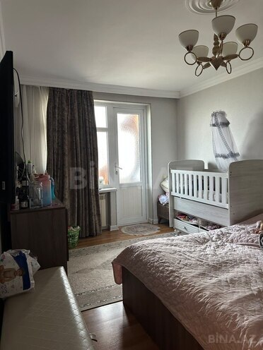 Продаётся 3-комн. вторичка 65 м², м. Кара Караев, photo 11 from 22