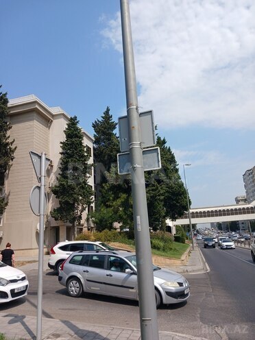 Satılır 1 otaqlı köhnə tikili 40 m², Azadlıq Prospekti m., photo 7 from 17