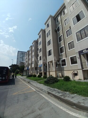 Satılır 1 otaqlı köhnə tikili 40 m², Azadlıq Prospekti m., photo 1 from 17