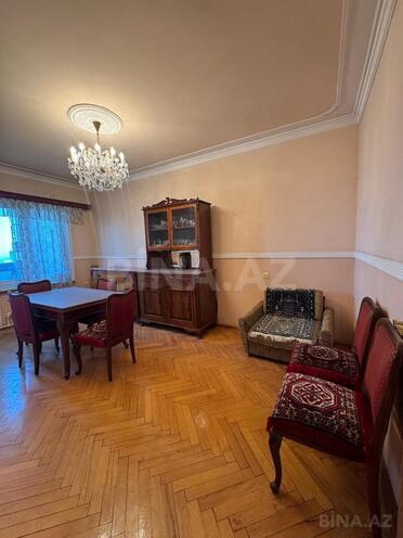 Satılır 4 otaqlı köhnə tikili 105 m², 20 Yanvar m., photo 3 from 23