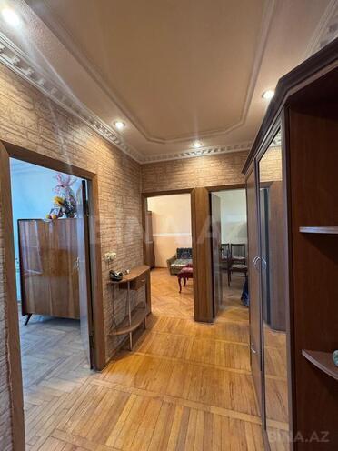 Satılır 4 otaqlı köhnə tikili 105 m², 20 Yanvar m., photo 19 from 23