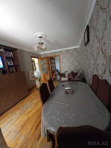 Продаётся 3-комн. вторичка 60 м², м. Нефтчиляр, photo 3 from 15