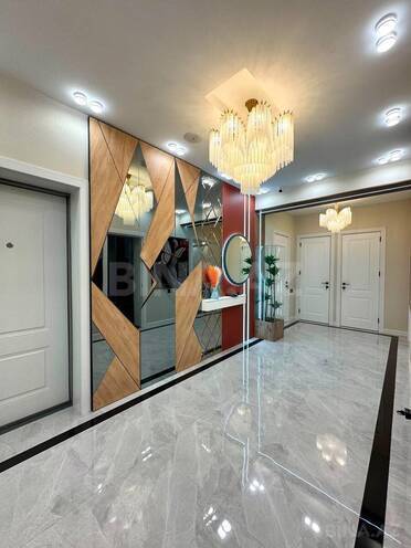 Продаётся 3-комн. новостройка 110 м², Хатаинский р., photo 1 from 18