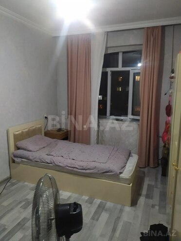 Satılır 4 otaqlı köhnə tikili 100 m², Massiv A q., photo 3 from 6
