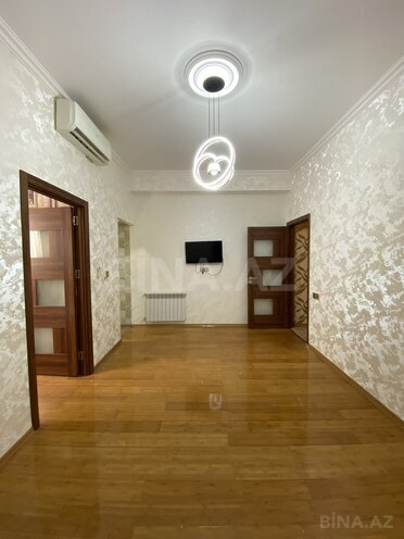 Продаётся 2-комн. новостройка 41 м², Абшеронcкий  р., photo 1 from 21