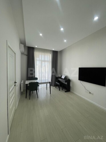 Продаётся 1-комн. новостройка 35 м², Ясамальский р., photo 1 from 12