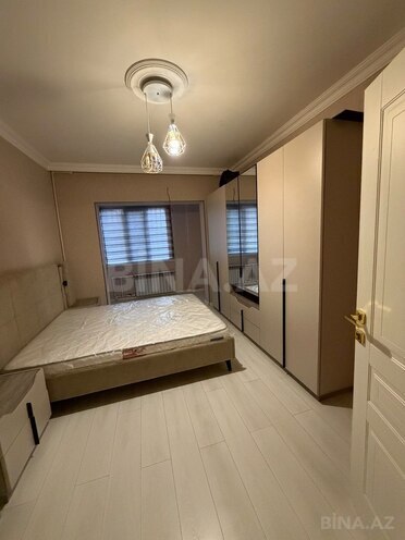 Продаётся 3-комн. вторичка 70 м², м. Ази Асланов, photo 15 from 24