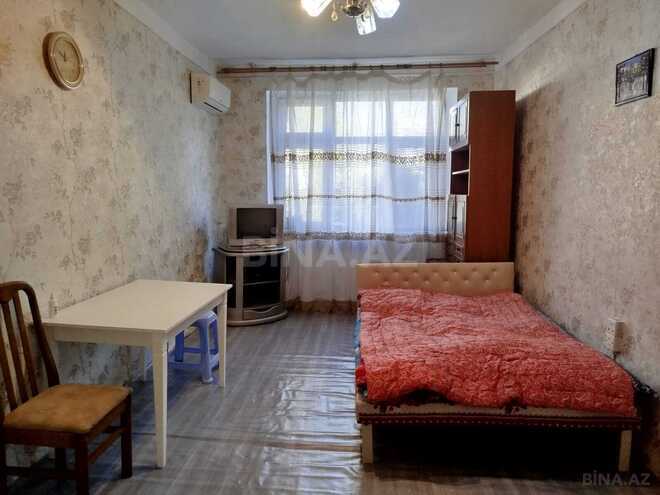 Продаётся 2-комн. вторичка 33 м², м. Нефтчиляр, photo 6 from 14