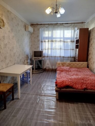 Продаётся 2-комн. вторичка 33 м², м. Нефтчиляр, photo 8 from 14