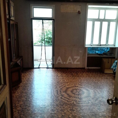 Satılır 2 otaqlı köhnə tikili 60 m², 28 May m., photo 3 from 11