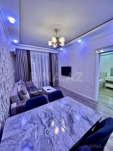 Сдаётся 2-комн. новостройка 68 м², м. Ази Асланов, photo 3 from 18