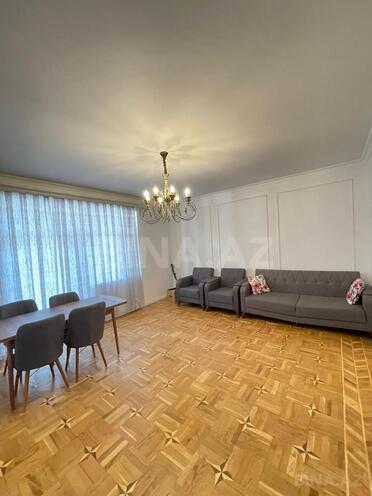 Продаётся 2-комн. вторичка 55 м², Насиминский  р., photo 1 from 17