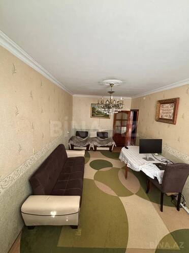 Satılır 2 otaqlı köhnə tikili 70 m², Əhmədli m., photo 1 from 14