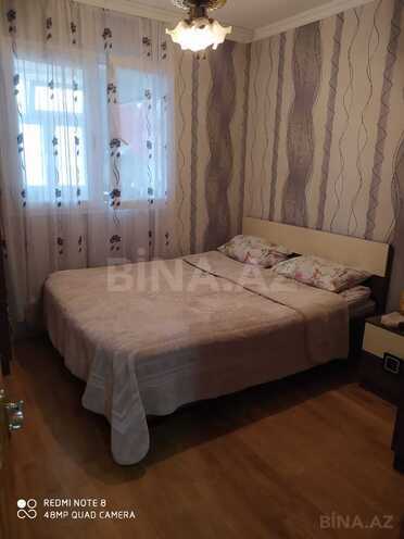 Продаётся 3-комн. вторичка 45 м², м. Ази Асланов, photo 5 from 12
