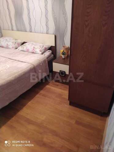 Продаётся 3-комн. вторичка 45 м², м. Ази Асланов, photo 6 from 12