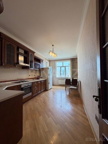 Продаётся 3-комн. новостройка 145 м², м. Низами, photo 11 from 19