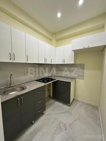 Продаётся 2-комн. вторичка 45 м², м. Иншаатчылар, photo 16 from 19