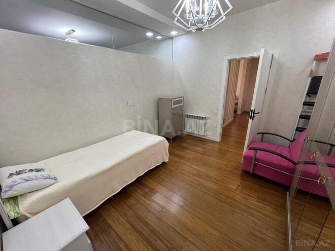 Сдаётся 3-комн. новостройка 110 м², м. 8 ноября, photo 16 from 32