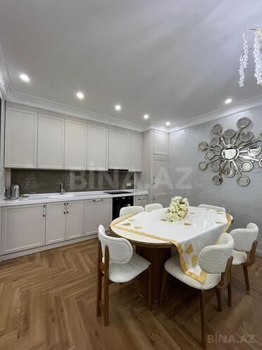 Сдаётся 3-комн. новостройка 110 м², м. 8 ноября, photo 11 from 30