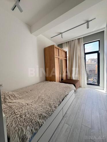 Продаётся 2-комн. вторичка 36 м², м. Низами, photo 4 from 8