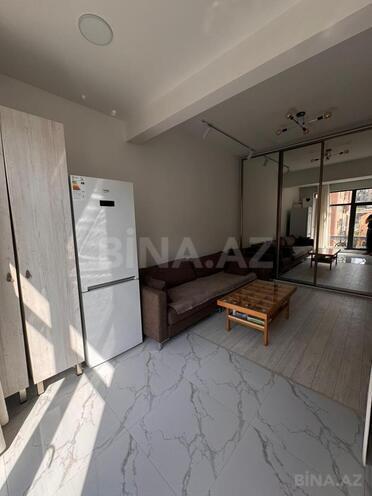 Продаётся 2-комн. вторичка 36 м², м. Низами, photo 3 from 8